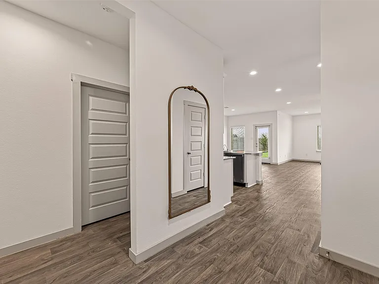 6903 Green Embers Ln — Photo 7