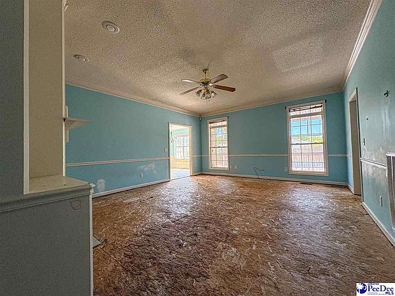 3rd image of 2110 Glenmore Way