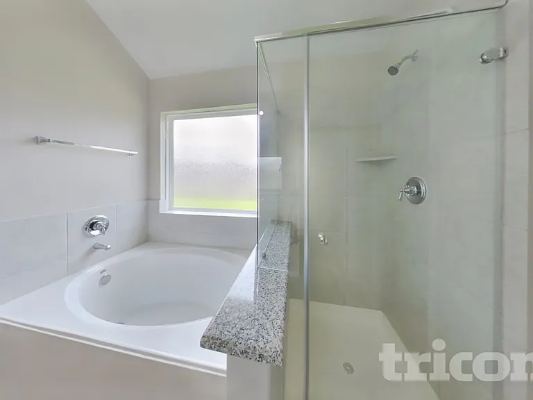13702 Sun Bear Ct — Photo 9