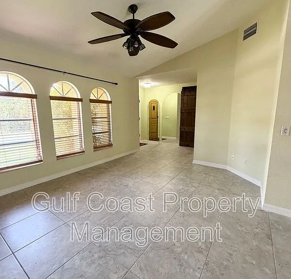 27019 Shanahan Ln — Photo 41