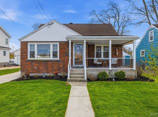 8935 Joliet Ave, Niagara Falls, NY 14304