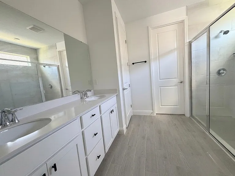 82 Pentwater Rd — Photo 14