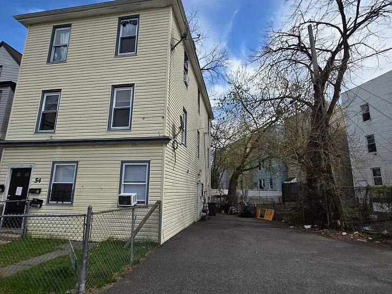 54 Princeton St #2 — Photo 1