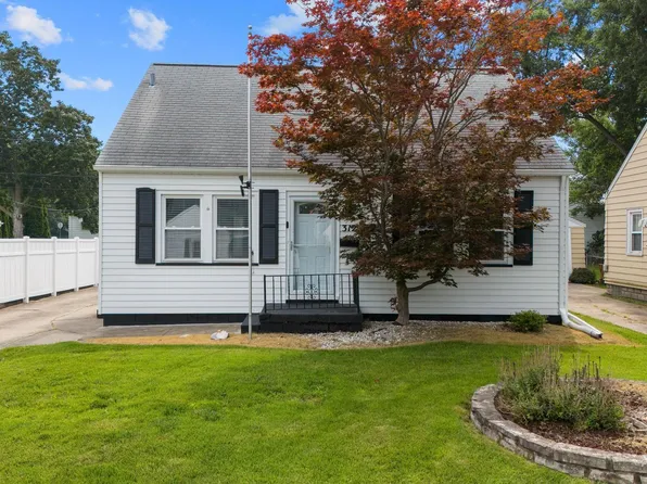 3124 N Parish Ave, Peoria, IL 61604