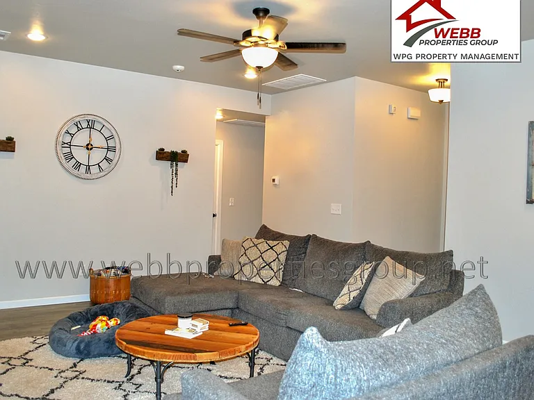 4309 Wind Haven Dr — Photo 3