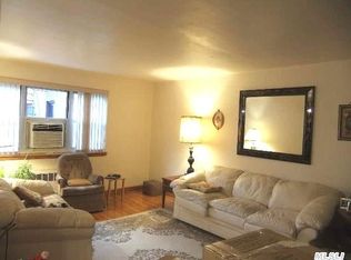 3165 138th St APT 3J, Flushing, NY 11354