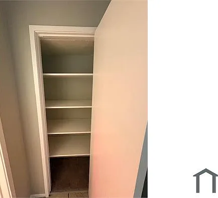 303 Lee St #105 — Photo 10