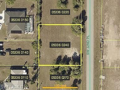 1st image of 712 SW 32nd Pl