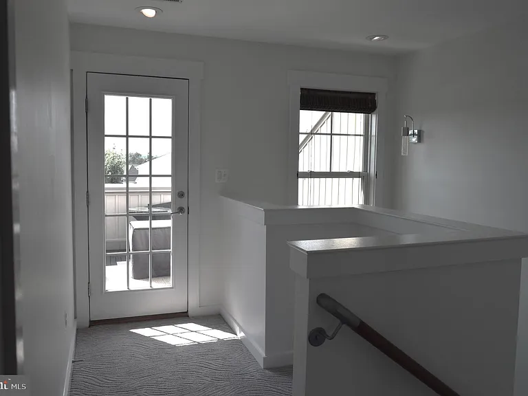 22447 Verde Gate Ter — Photo 33