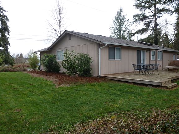2nd image of 1102 Fairview St SE