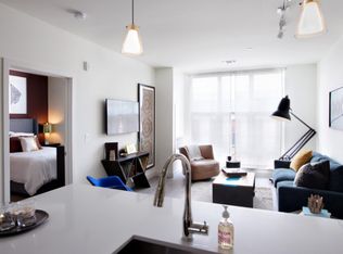 19 Chestnut St, Quincy, MA 02169