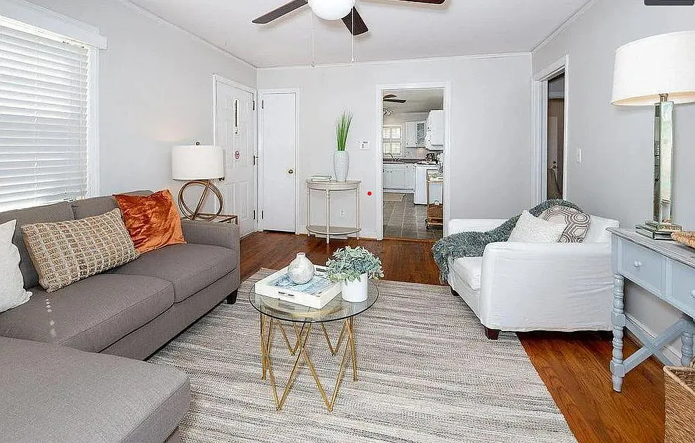 725 Graymont Ave — Photo 4