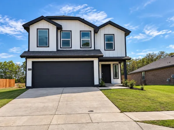 4113 Woodhill Bend Dr, Fort Worth, TX 76036