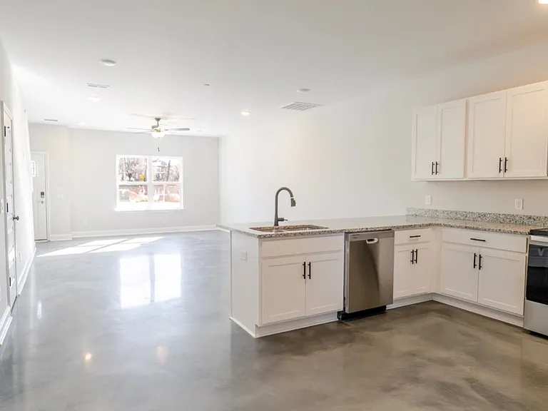1054 Serenity Ln — Photo 25