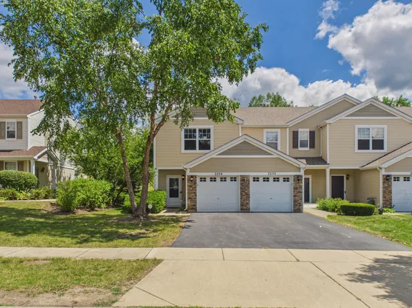 2254 Flagstone Ln, Carpentersville, IL 60110