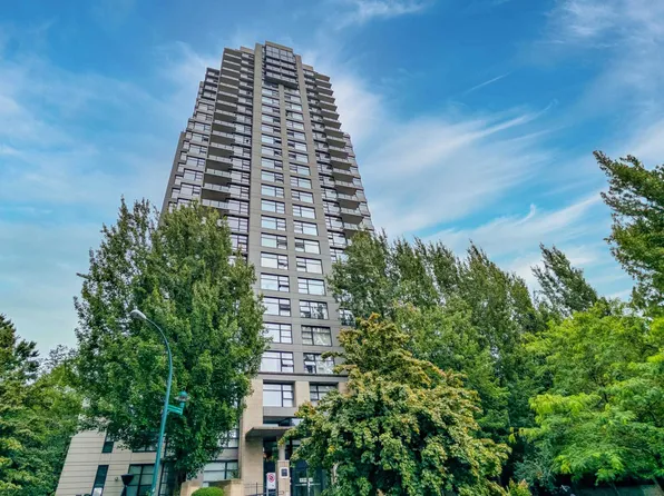 5380 Oben St #506, Vancouver, BC V5R 6H7