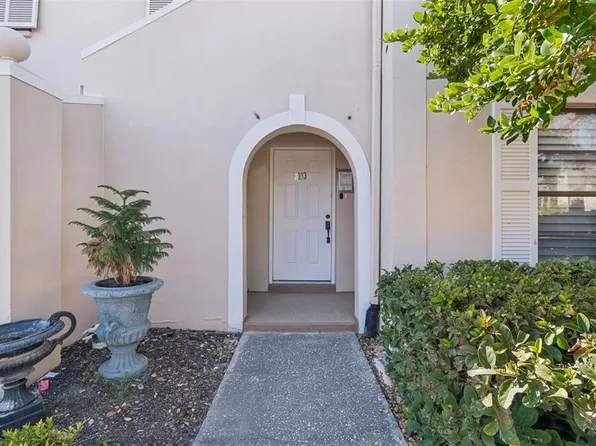 2473 Kingfisher Ln APT I103, Clearwater, FL 33762