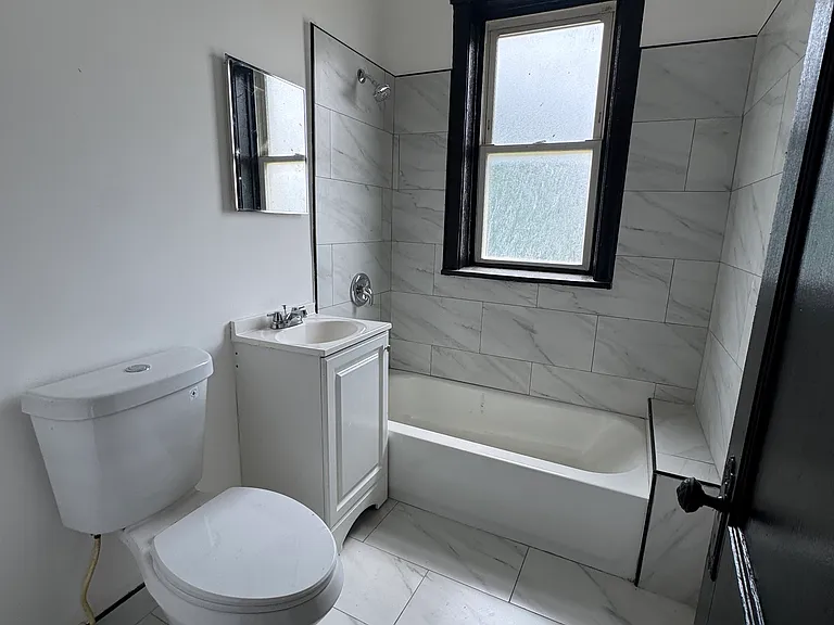 7257 S Marshfield Ave #2W — Photo 7