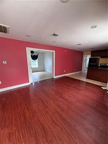 2700 Clover St — Photo 3