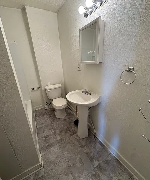 353 Parker Ave #L1 — Photo 9