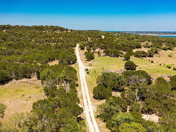 4th image of 2625 Bee Creek Rd