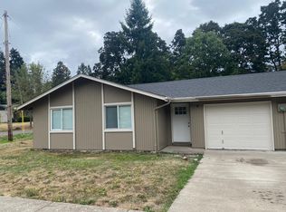 1594 Mist Ct, Eugene, OR 97402