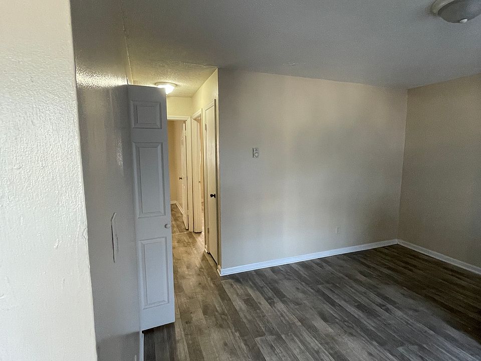 2 bed 1 bath unit