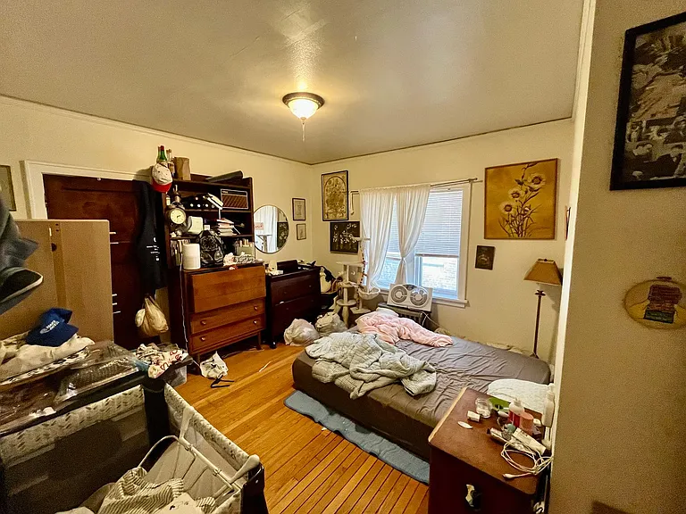 4422 N Oakland Ave — Photo 8