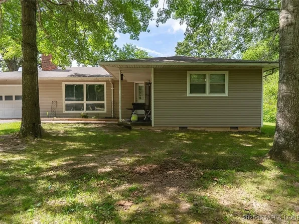 19954 Ironwood Ln, Lebanon, MO 65536