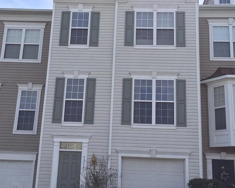 43781 Barborsville Mansion Sq