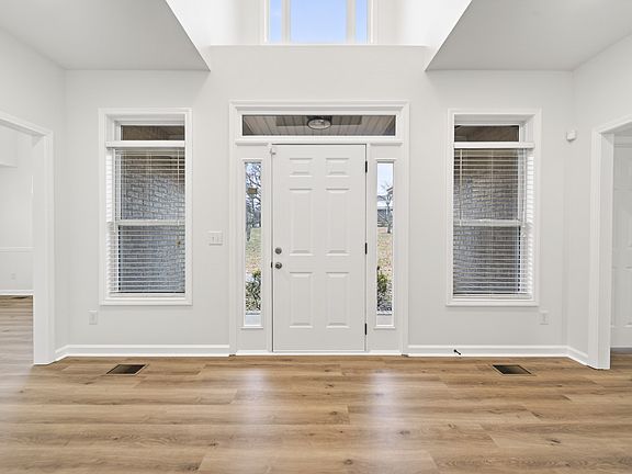 5th image of 289 Saint Blaise Rd