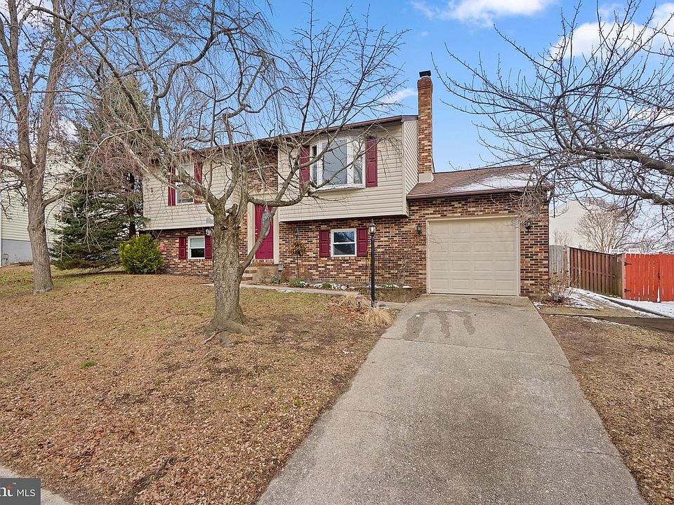 1st image of 7808 Stafford Hill Ct