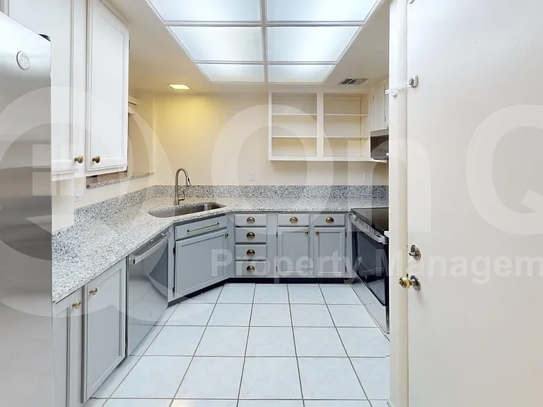 3882 N Paseo De Las Canchas — Photo 5