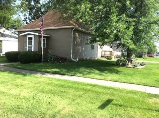 814 W Jones St, Knoxville, IA 50138