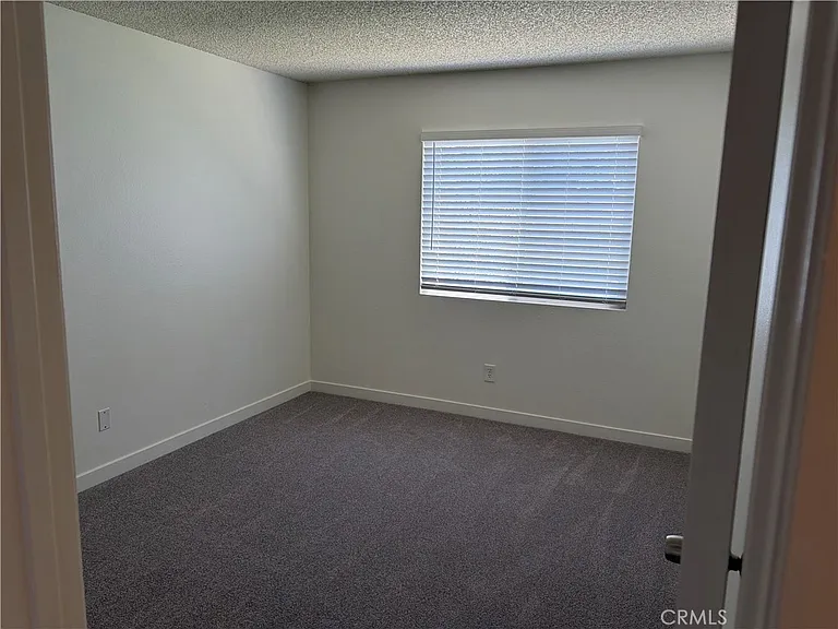 620 Sky Ct — Photo 19