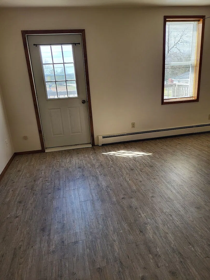 South Chase — Photo 2