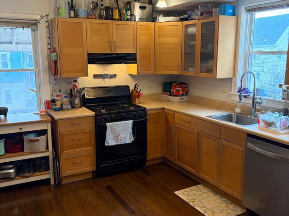 24 Bay State Ave #2A