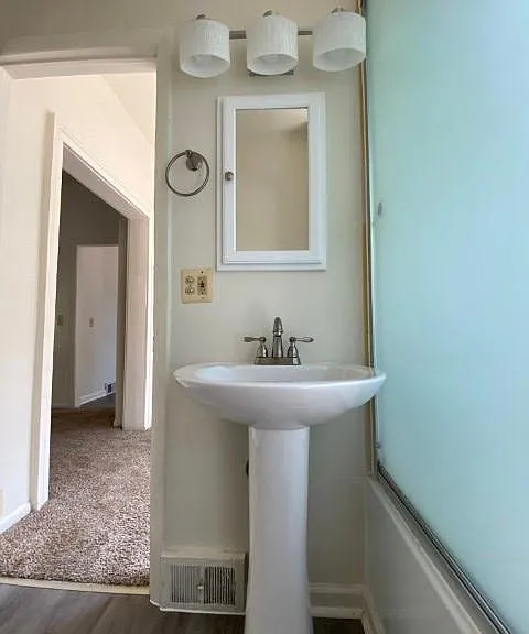 320 N Adams St #1 — Photo 10