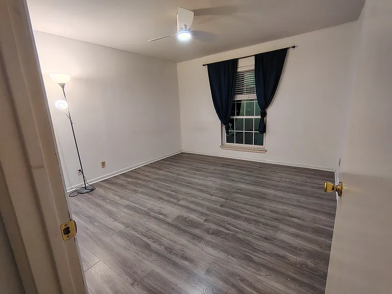 8401 N New Braunfels Ave #223 — Photo 16