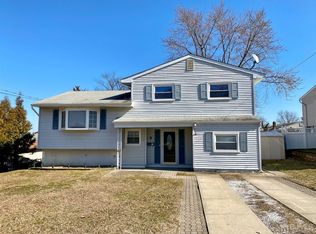 5 Sussex Ct, South River, NJ