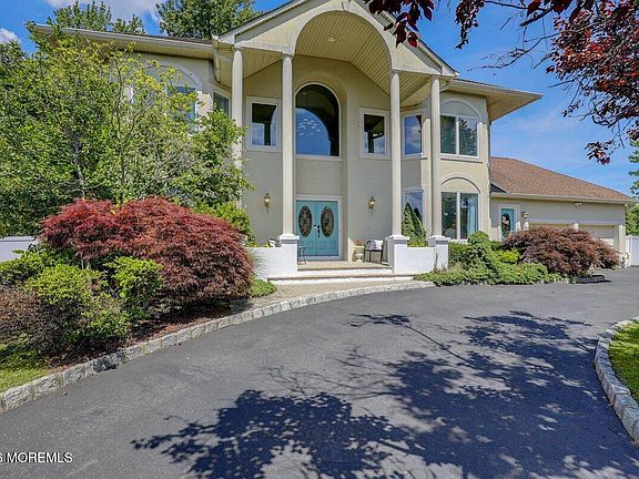4th image of 376 Morristown Road