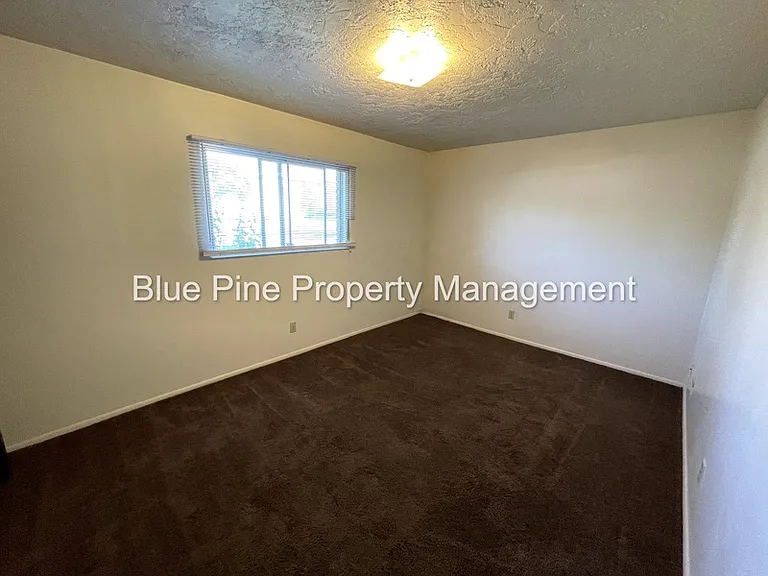 1489 Mountain View Ln #3 — Photo 5