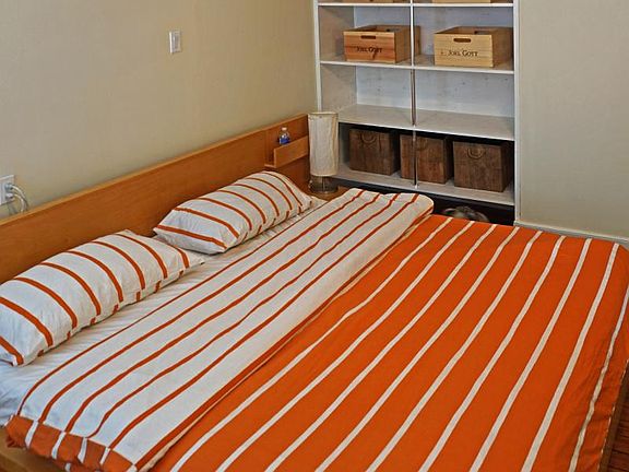 rear bedroom