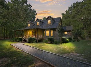 3511 Hawk Ridge Rd, Chapel Hill, NC 27516