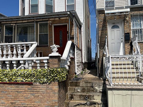 3rd image of 10309 32nd Avenue