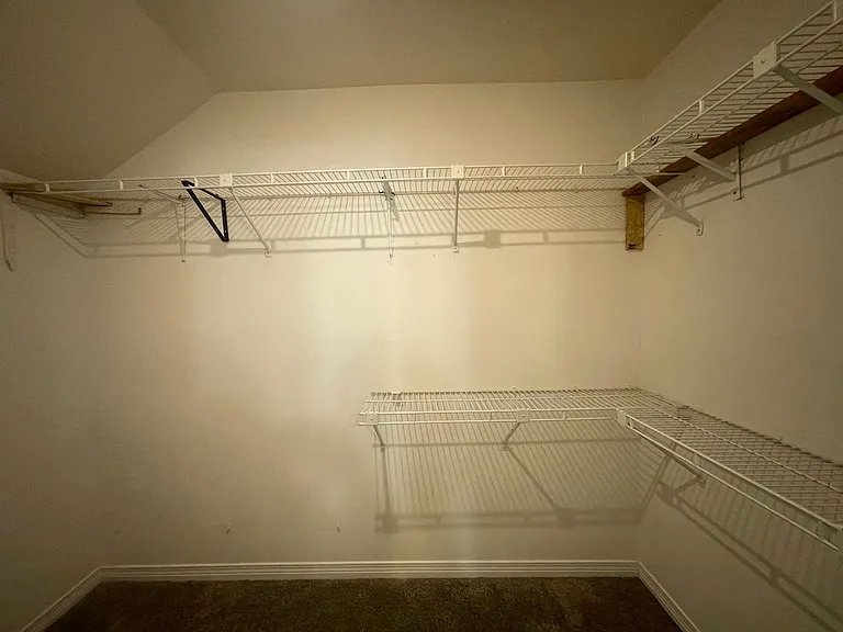 409 Teak Dr — Photo 18