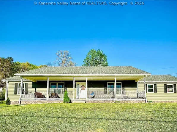 5162 Dawnview Dr, Charleston, WV 25313