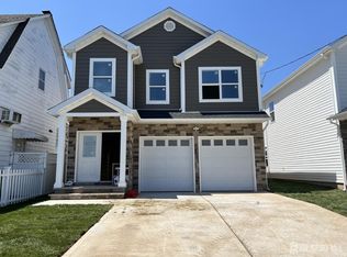 65 Grant Ave, Carteret, NJ 07008