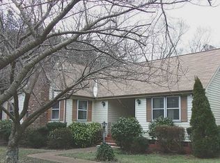 707 Waterview Rd, Yorktown, VA 23692