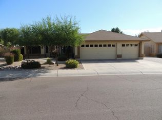 8615 W Meadow Dr, Peoria, AZ 85382